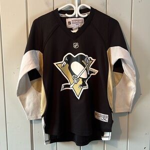 Reebok NHL Pittsburgh Penguins Hockey Youth Jersey Size L XL